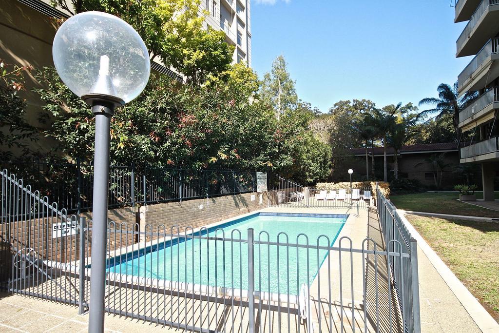 The Gardens Apartments Brisbane Extérieur photo