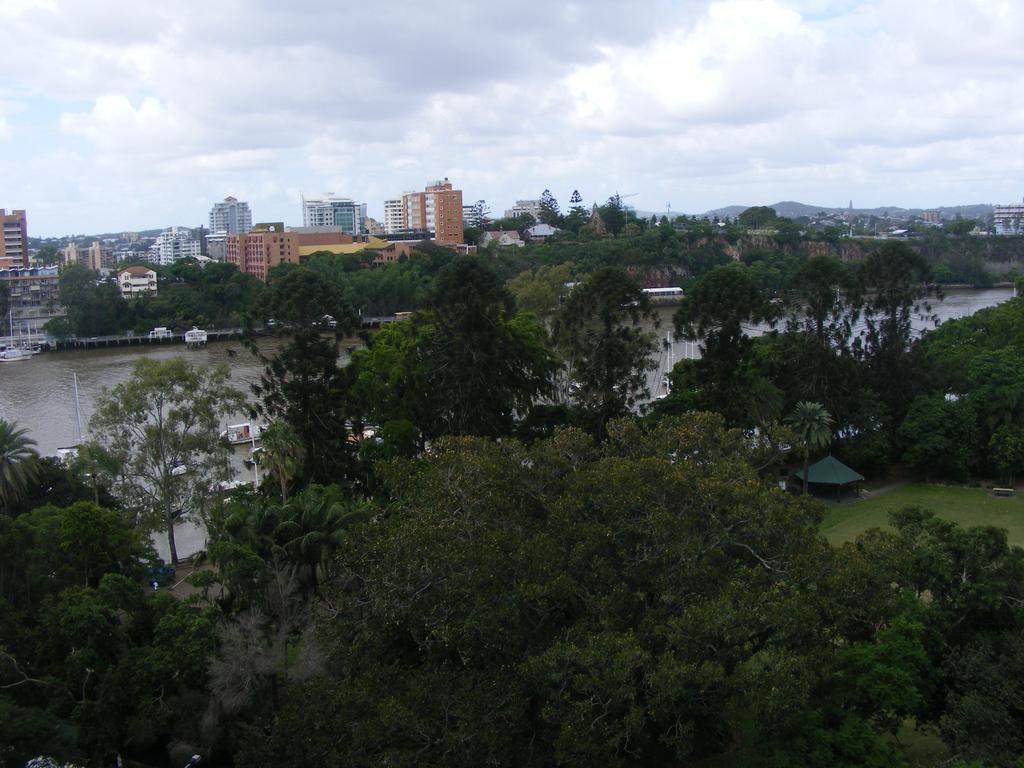 The Gardens Apartments Brisbane Extérieur photo